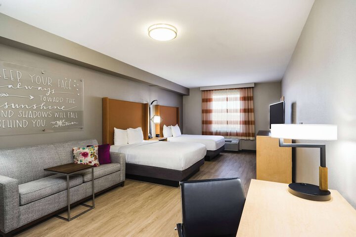 Room 20 of 40