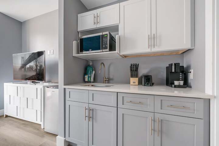 Global Luxury Suites at the Arches
