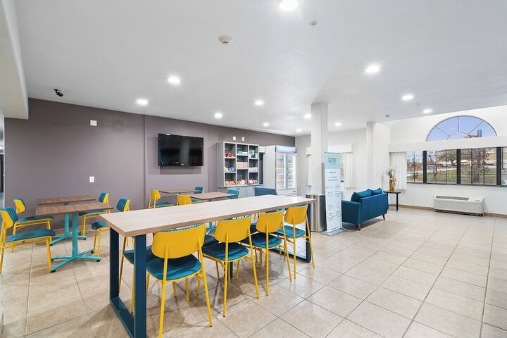 Garner Hotel Gonzales by IHG
