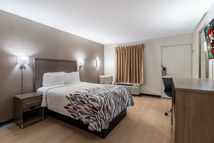 Room 20 of 39