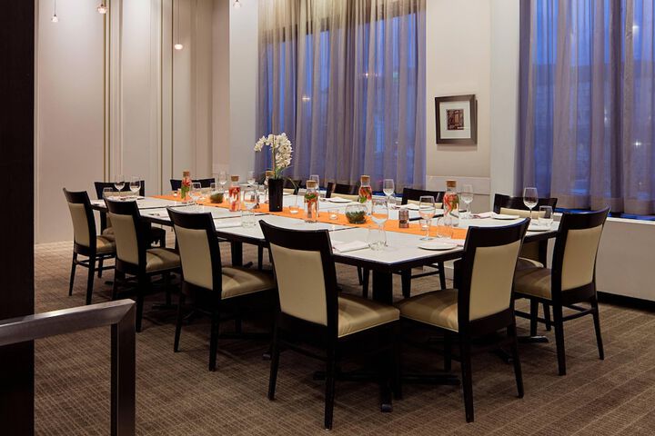 Dining 53 of 79