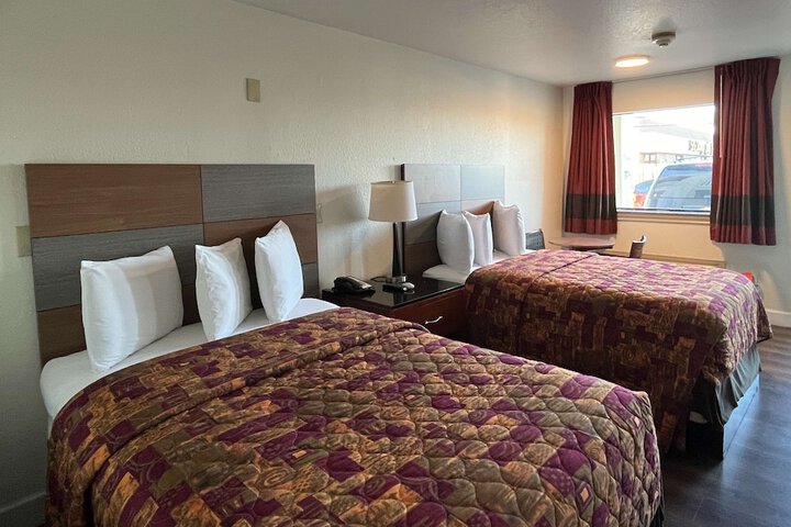 Room 15 of 15