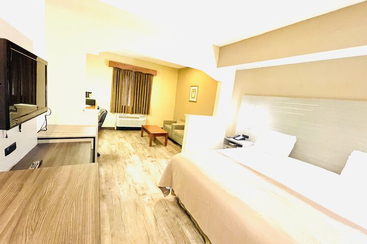 Americas Best Inn and Suites Flowood