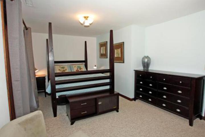 County Road House 146846