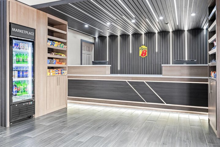 Super 8 by Wyndham Athens