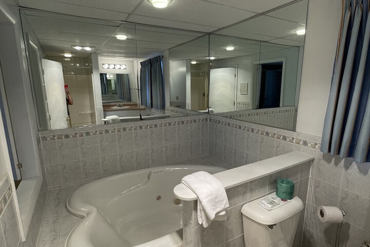 Beau Rivage Motel
