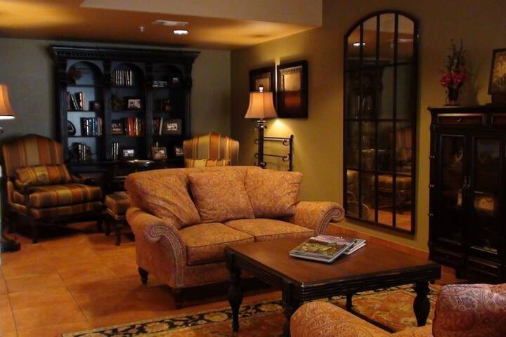Hotel Interior 11 of 36