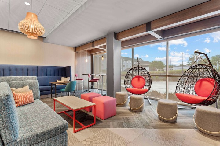 Hotel Interior 9 of 35