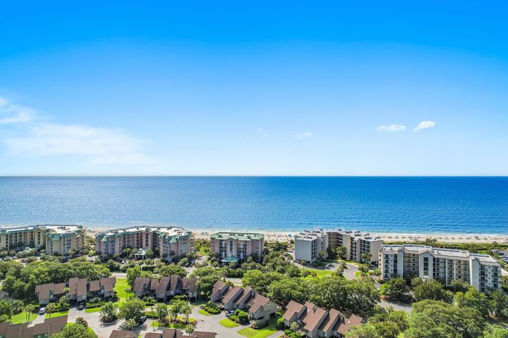 Litchfield Beach & Golf Resort