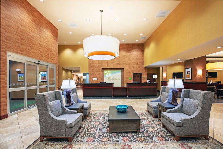 Holiday Inn Ardmore I-35 by IHG