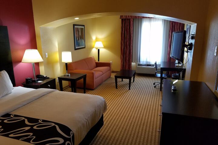 La Quinta Inn & Suites by Wyndham Atlanta-Union City