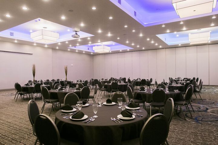 Ballroom/Hall 47 of 55