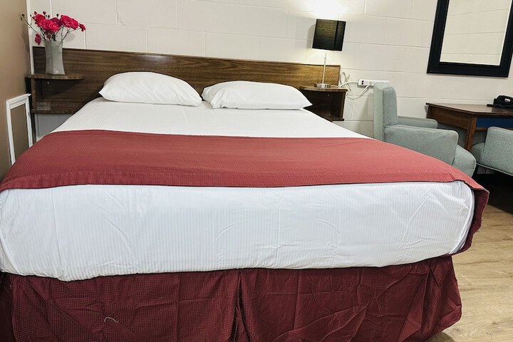 Room 20 of 44