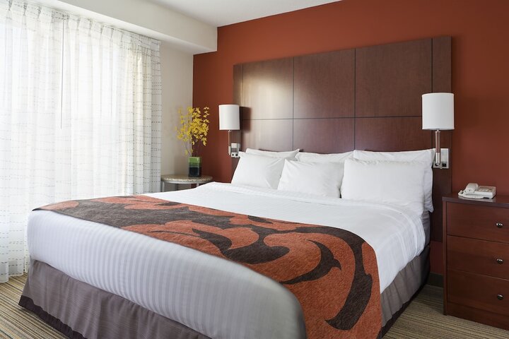 Room 16 of 22