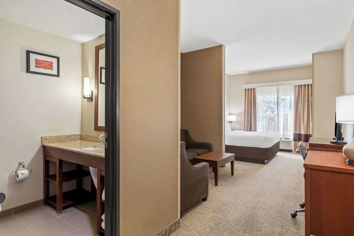 Room 42 of 49