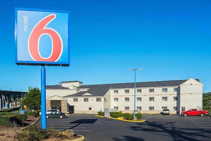 Hotel 2 of 35