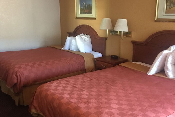 Room 27 of 45