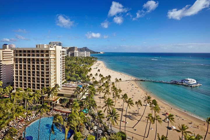 Hilton Hawaiian Village Waikiki Beach Resort