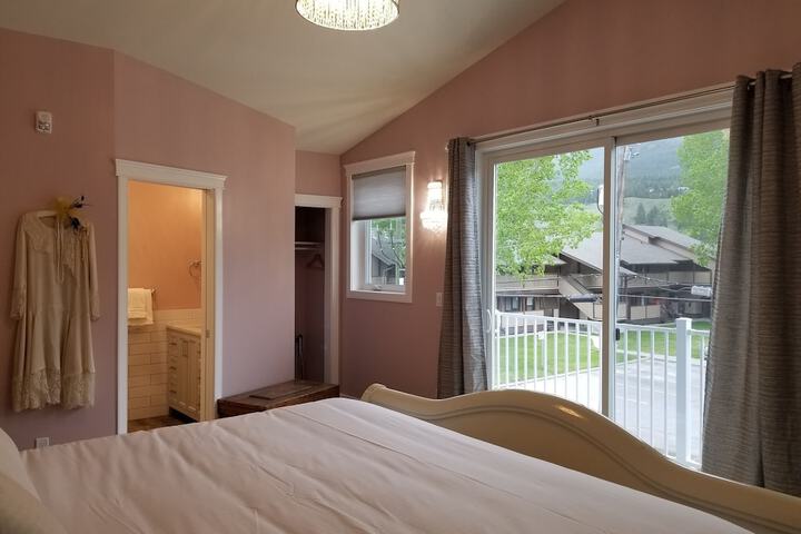 The Lady MacDonald Country Inn