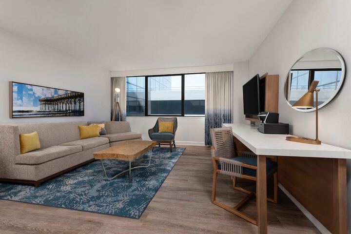Renaissance Newport Beach Hotel