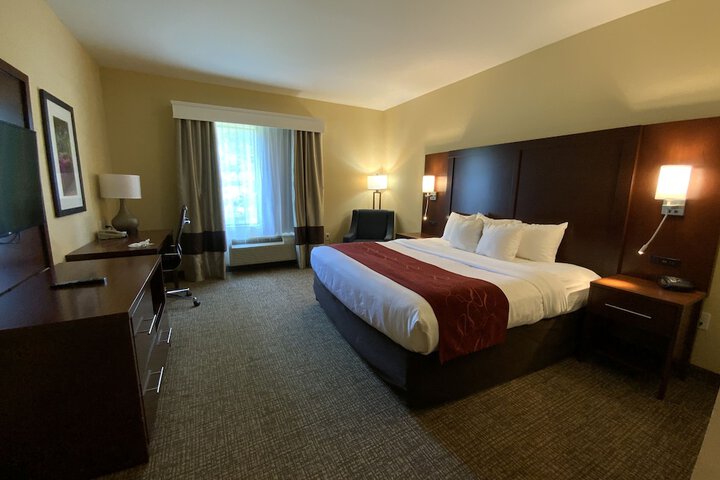 Room 35 of 95