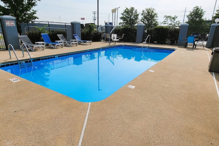 Baymont by Wyndham La Vergne / Nashville I-24 East