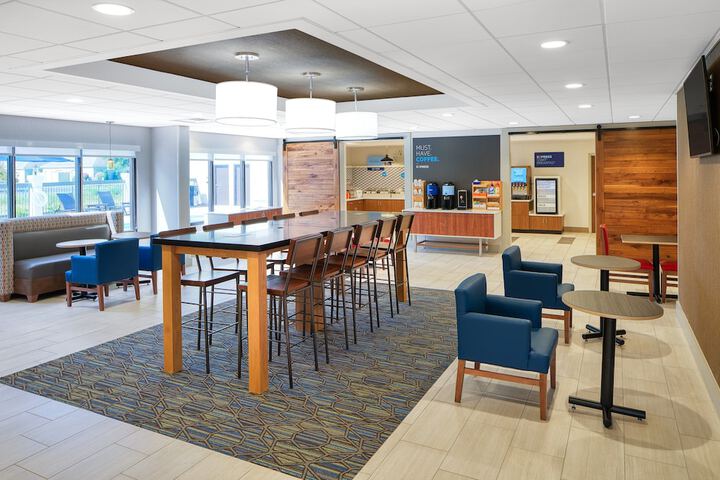Holiday Inn Express Statesboro by IHG