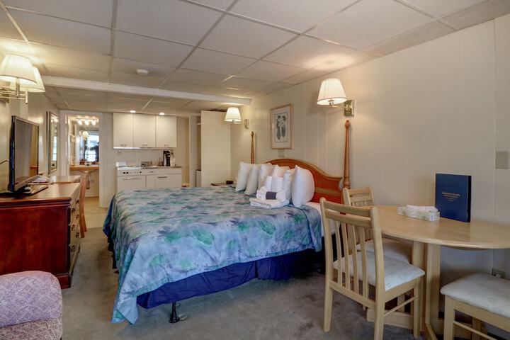 Room 54 of 104