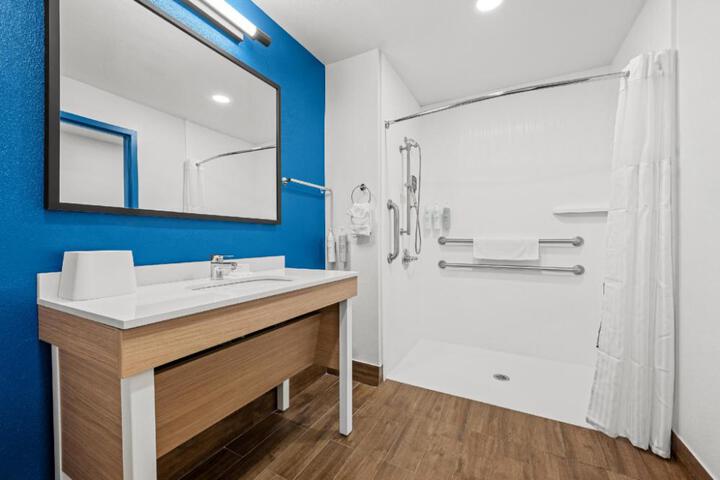 Spark by Hilton Pelham Birmingham I 65