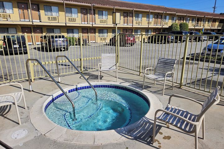 Pool 5 of 40