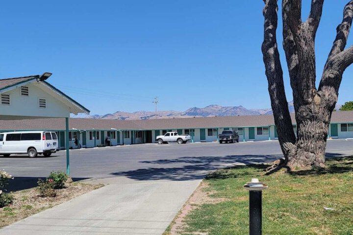 Wiebe Motel
