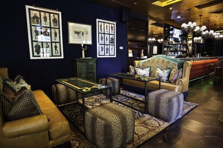 Lounge 50 of 61