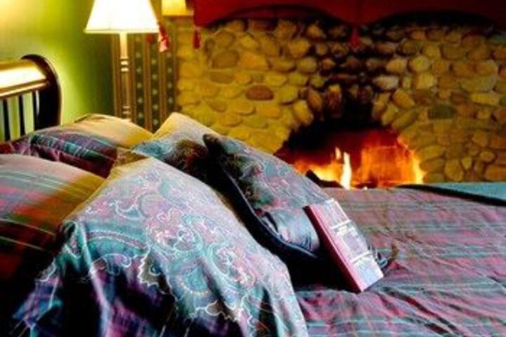 Arbor Hill Inn