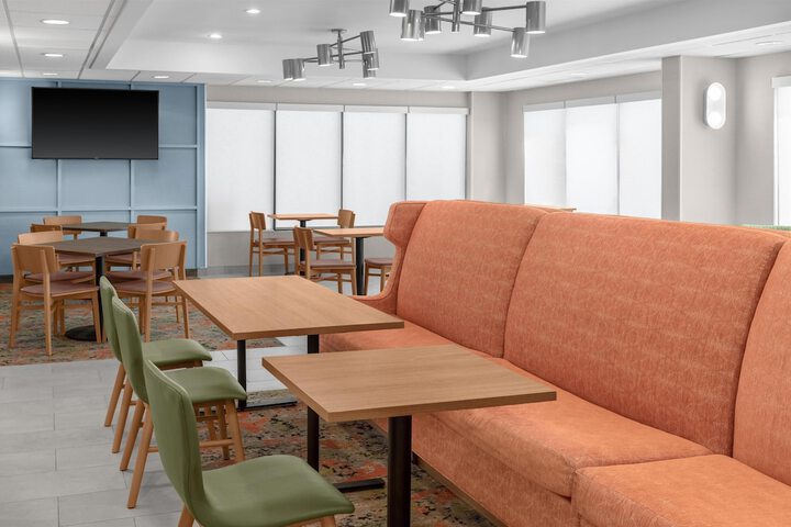 Hampton Inn Kansas City / Shawnee Mission