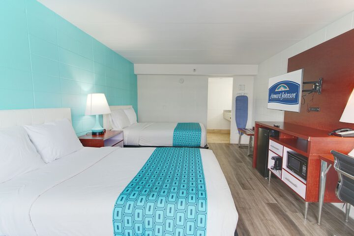 Howard Johnson by Wyndham Virginia Beach at the Beach