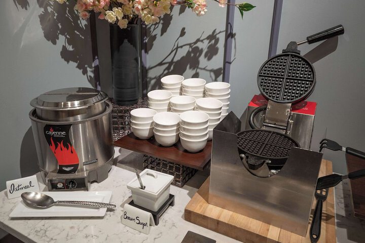 Breakfast/Coffee Service 96 of 111
