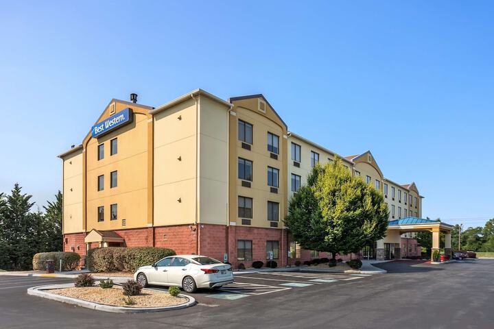 Hotel 3 of 32