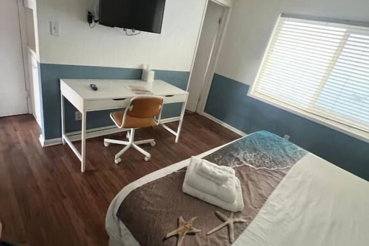 Room 36 of 155