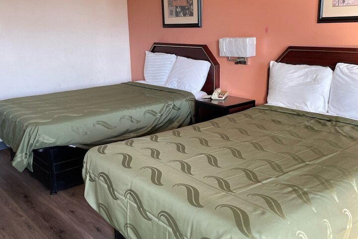 Room 27 of 30