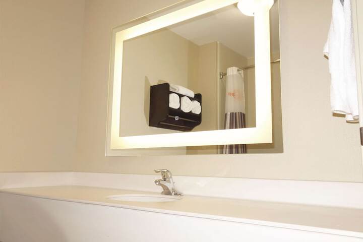 La Quinta Inn & Suites by Wyndham Corpus Christi Northwest