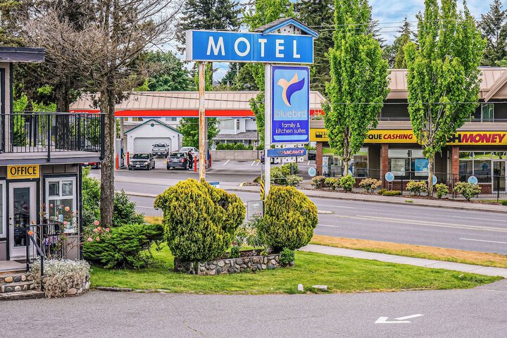 Hotel 10 of 97