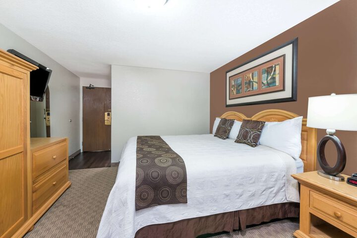 Room 12 of 31