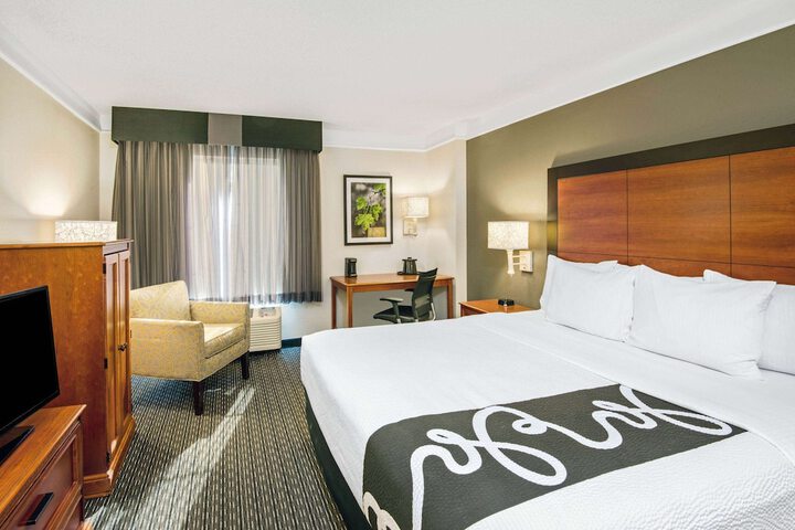 Room 20 of 32