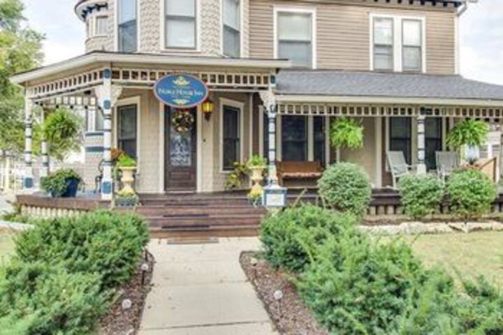 Noble House Inn
