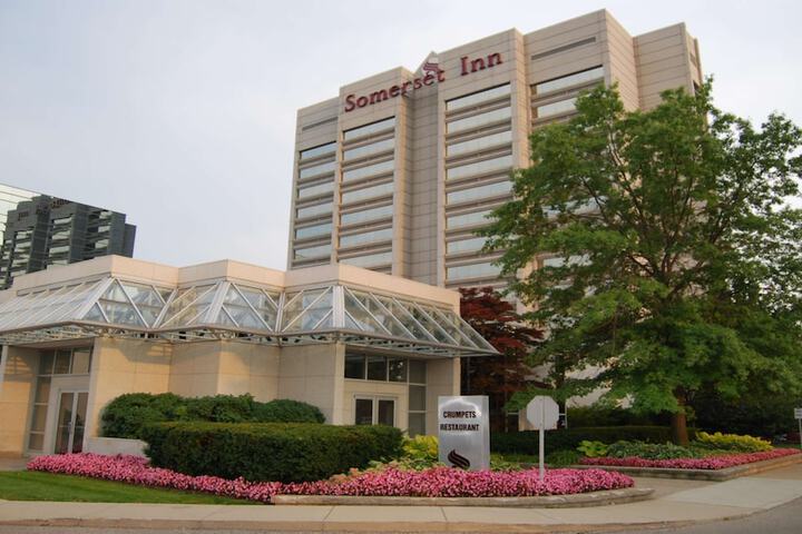 Somerset Inn WorldHotels Distinctive