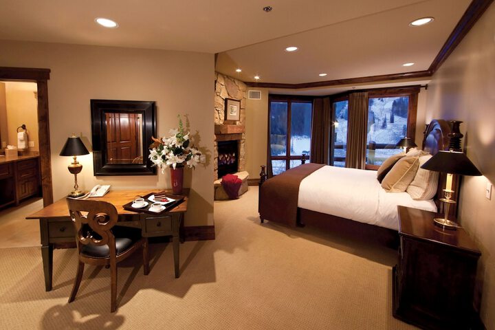 Room 90 of 500