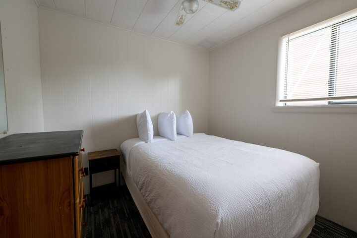 Room 224 of 312