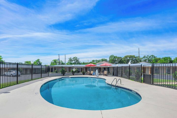 Pool 3 of 24