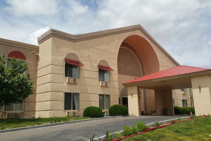 Hotel 5 of 57