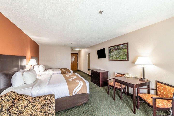 Room 16 of 41